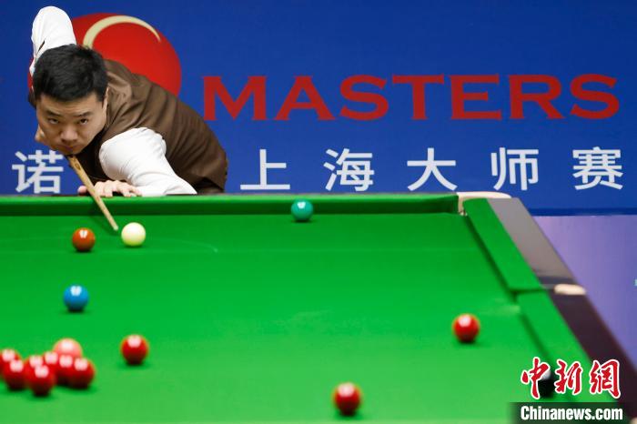 2023世界斯诺克·上海大师赛开杆:中国德比上演