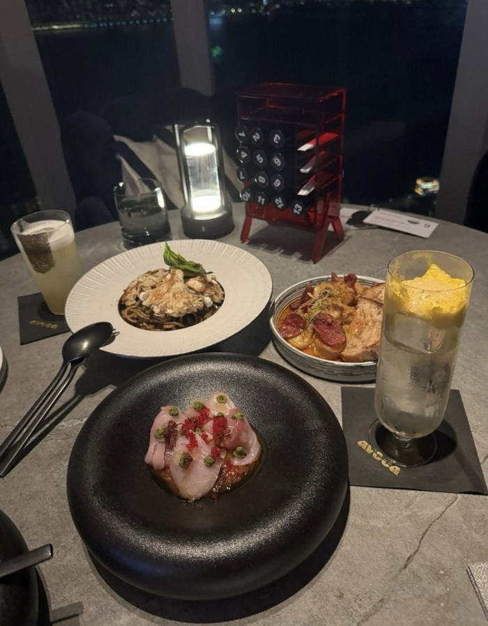 林书豪港澳家庭时光：宝可梦游戏成亲子互动新