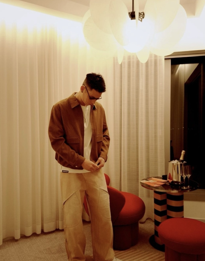 林书豪港澳家庭时光：宝可梦游戏成亲子互动新